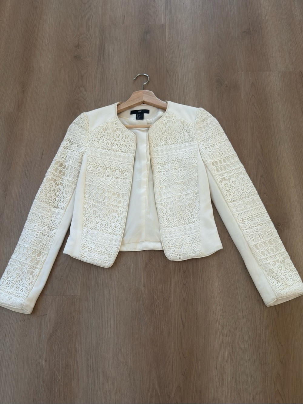H&M Cream Lace-Panel Cropped Jacket